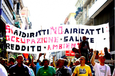 Taranto, rally on August 2nd, 2012.  © Molnàr, used with permission